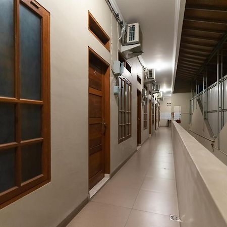 Reddoorz At Joyce Guest House Medan Kültér fotó