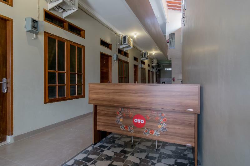 Reddoorz At Joyce Guest House Medan Kültér fotó